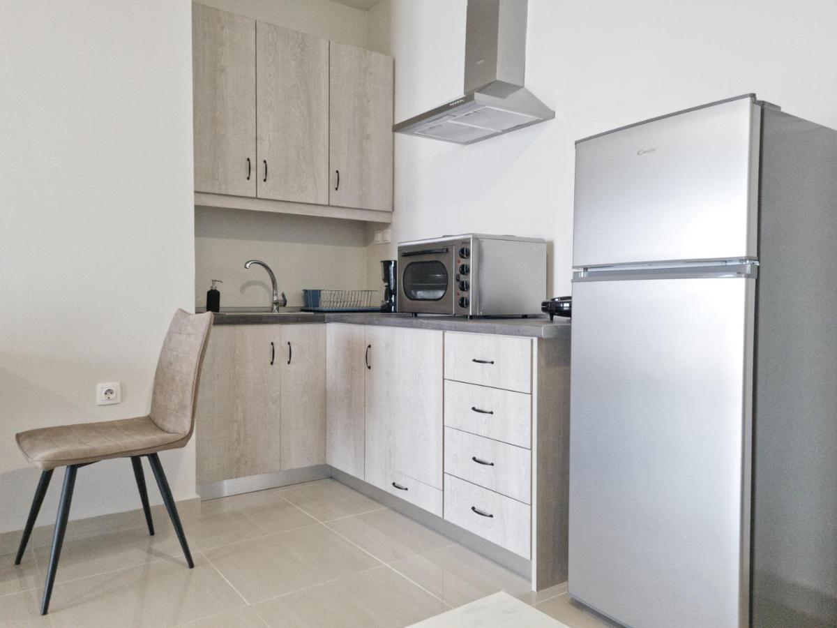 Epipleon Luxury Suites -102- Δωμάτιο 45Τμ Με Βεράντα 35Τμ Μπροστά Στη Θάλασσα Nafpaktos Luaran gambar